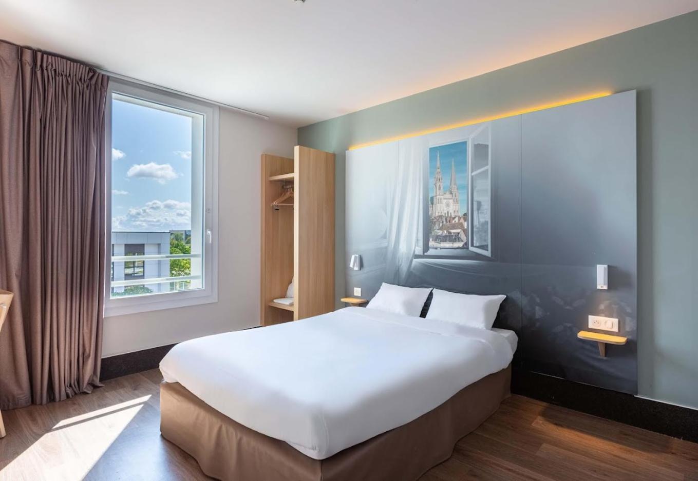 B&B Hotel Chartres Oceane Exterior photo