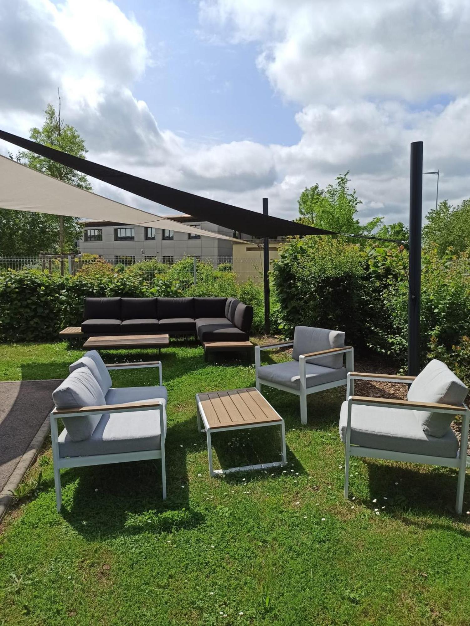 B&B Hotel Chartres Oceane Exterior photo
