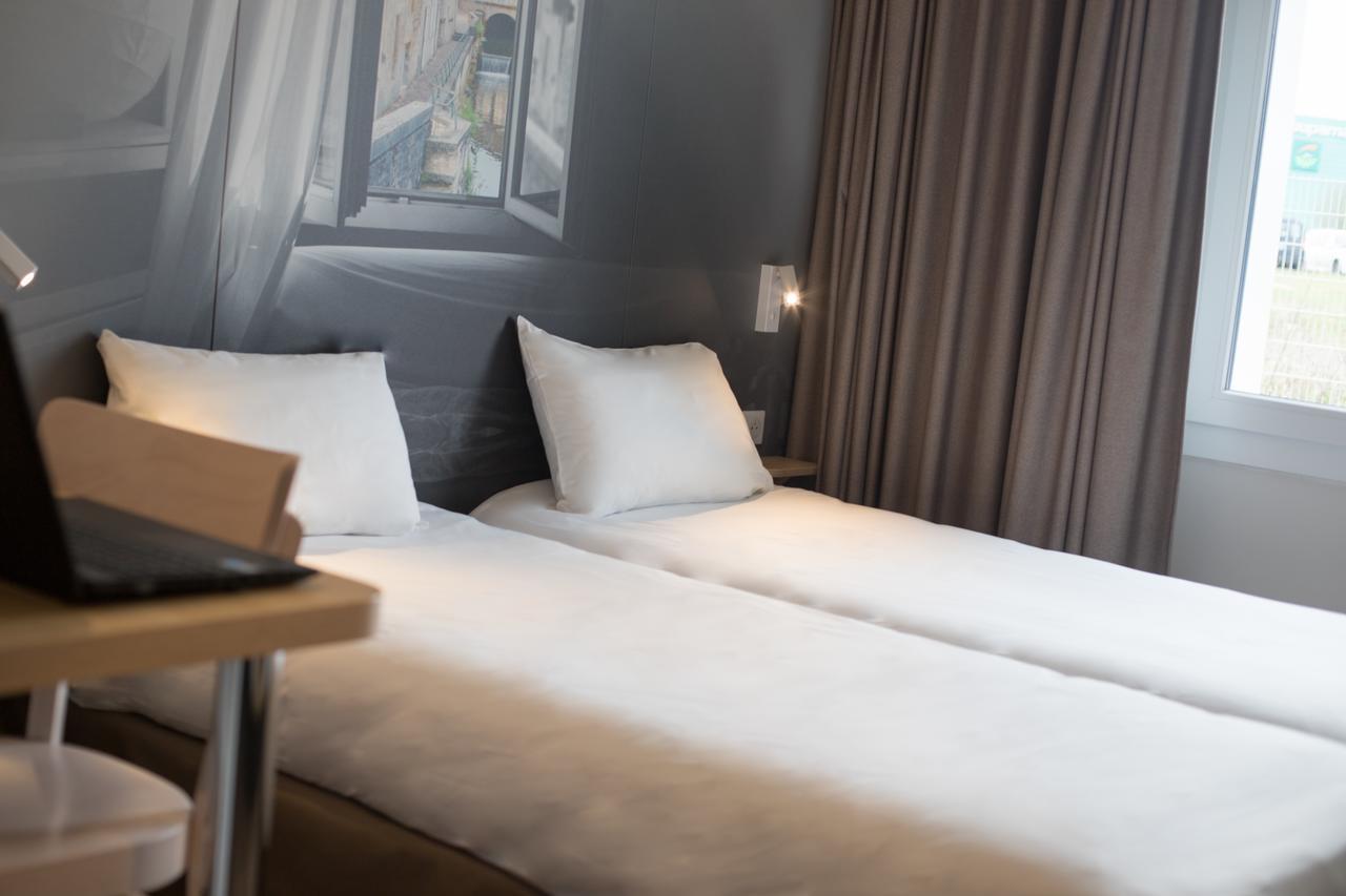 B&B Hotel Chartres Oceane Exterior photo